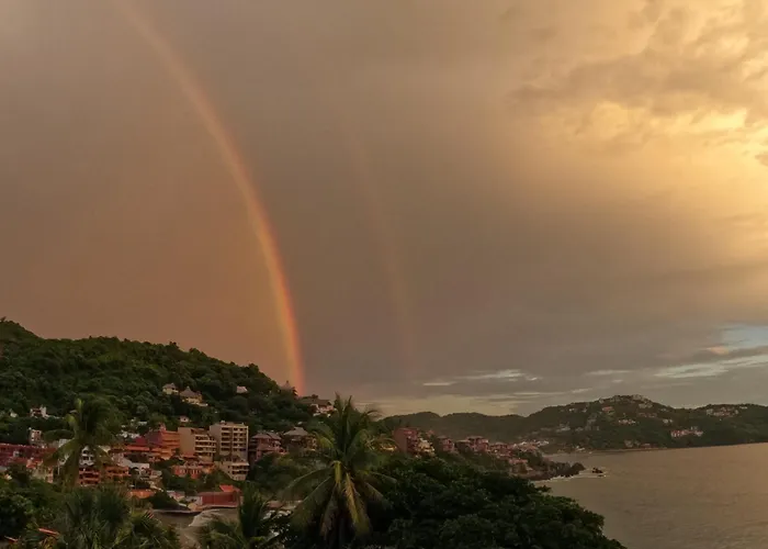 Tuya Casita * Zihuatanejo